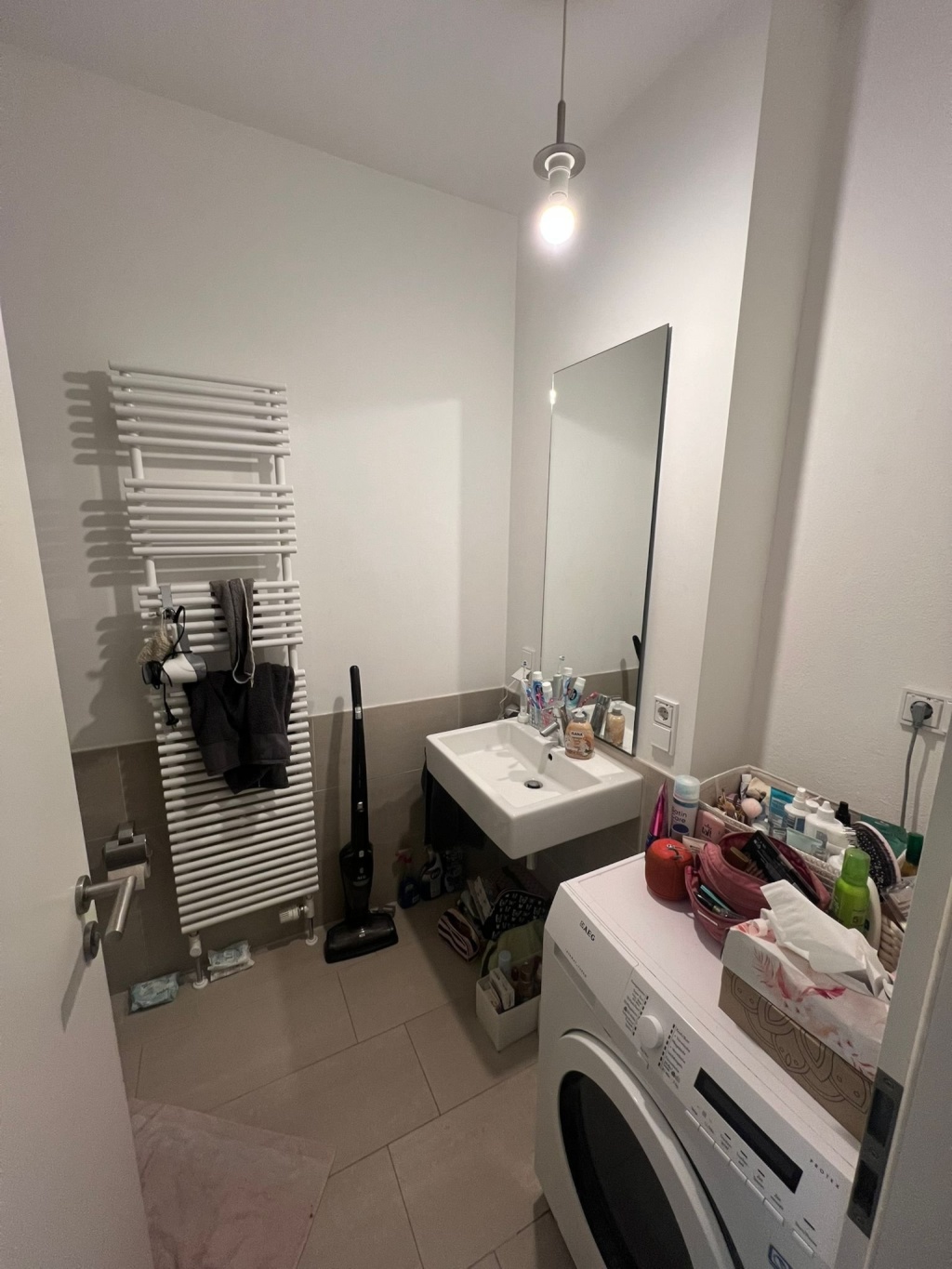 Moderne 1-Zimmer-Wohnung im Herzen von Mitte Modern 1-Bedroom Apartment in the Heart of Mitte – Chaussestrasse, 10115 Berlin Mitte – Vorschaubild 2