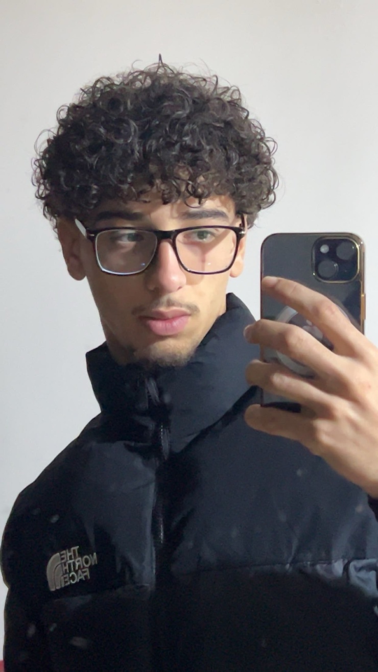 Anzeigenbild: Suche nach einem Gemeinschaftsraum in Wilhelmshaven ab Oktober, da ich an der Jade Hochschule bin