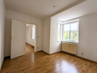 Anzeigenbild: Bezugsfertige 2-Zi Wohnung mit Einbauküche in Zwickau Marienthal
