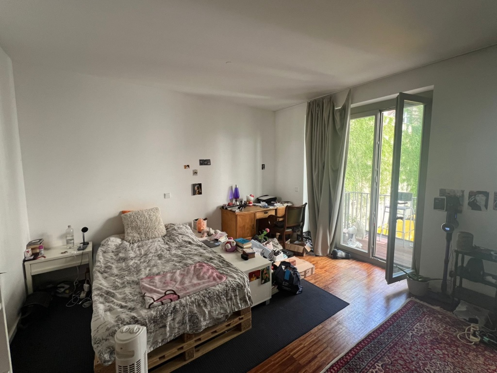 Moderne 1-Zimmer-Wohnung im Herzen von Mitte Modern 1-Bedroom Apartment in the Heart of Mitte