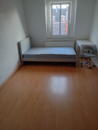 Ad image: quiet and funny