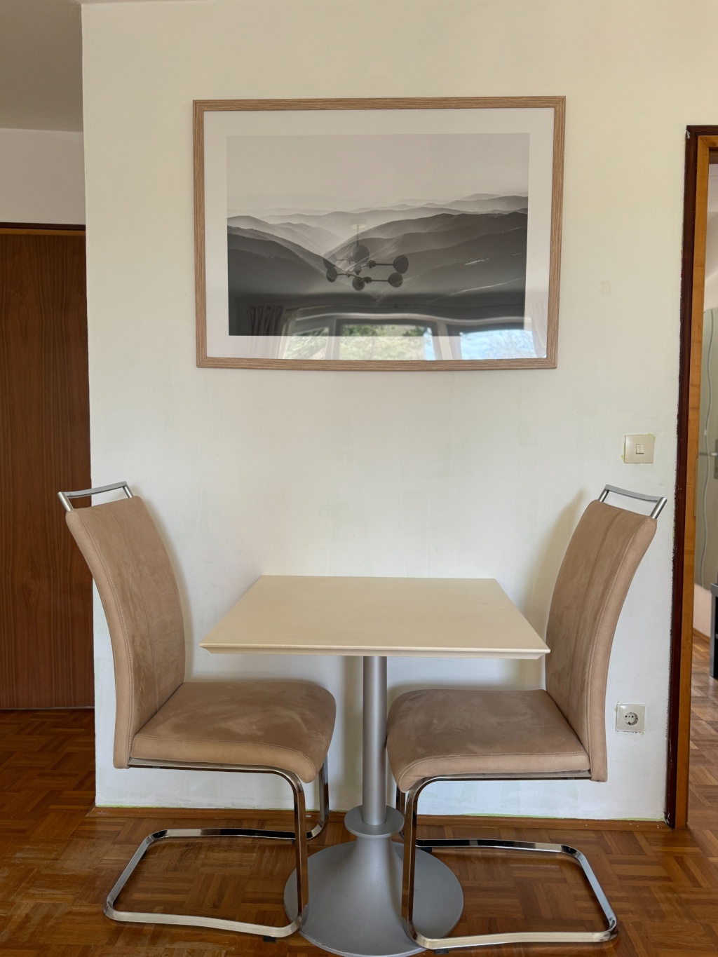 1 Room Flat Maxvorstadt Winzererstraße - Essbereich