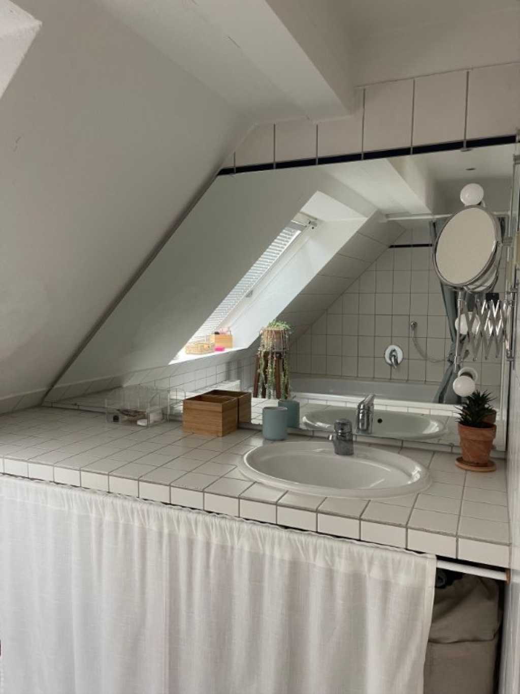 Lichtdurchflutete Wohnung in Neuehrenfeld zur Untermiete – Siemensstr. 15, 50825 Köln Neuehrenfeld – Vorschaubild 7