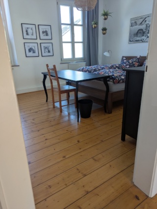 Anzeigenbild: Zweier WG, ein Zimmer, ca 20 m2 für 550 Euro inklusive Nebenkosten zu vermieten