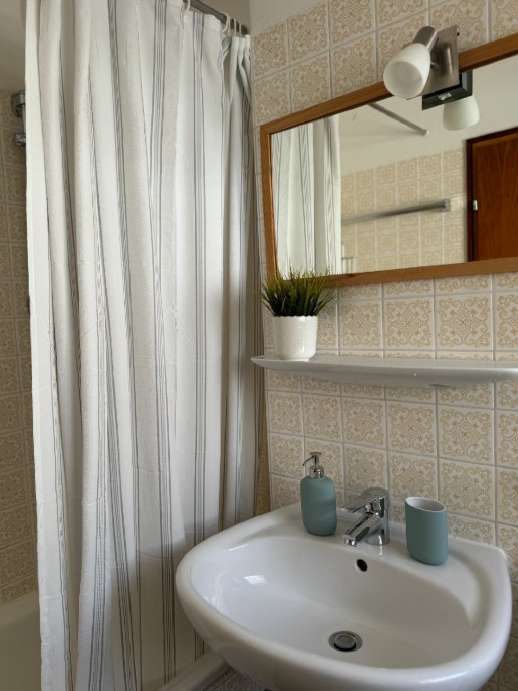 1 Room Flat Maxvorstadt Winzererstraße - Bad