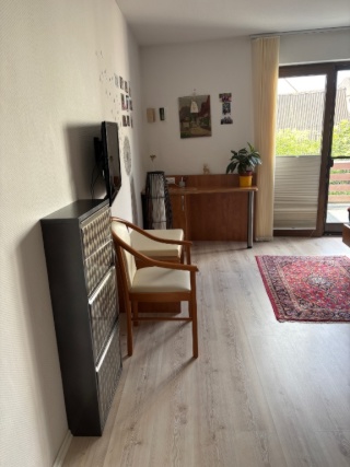 Anzeigenbild: Ein Zimmer mit eigenem Bad (Adresse für Stadtregistrierung ist nicht verfügbar) für Sublet