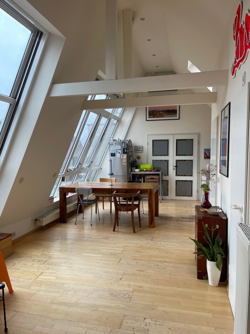 Lichtdurchflutete Wohnung in Neuehrenfeld zur Untermiete – Siemensstr. 15, 50825 Köln Neuehrenfeld – Vorschaubild 2
