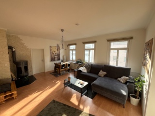 Anzeigenbild: Schönes Altbau-WG-Zimmer im Heusteigviertel