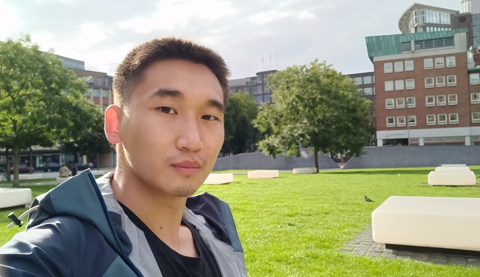 Ad image: Search for a WG in Ulm, 01.11.2025 (🇬🇧, 🇩🇪, 🇷🇺)