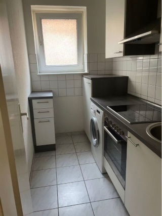 Anzeigenbild: Schönes WG-Zimmer in zentraler Lage Mülheim Hbf/Stadtmitte – ab sofort, nur weiblich