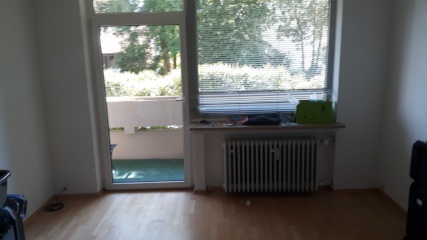 Ad image: Ruhiges 16m2 WG-Zimmer mit Balkon in 2er WG