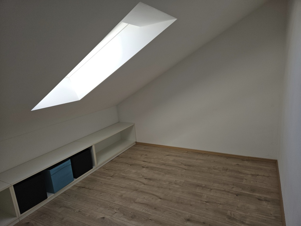 Habitación en WG Adlkofen Fichtenstr 9 - Zimmer 1 Ankleide