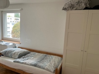 Anzeigenbild: Mitbewohner/-in - für 4 Zimmer-Wohnung gesucht;
