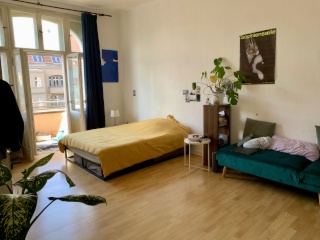 Wohnung in Pankow (53m2) mit großem Schlafzimmer, Arbeitszimmer, Küche, Bad und Balkon — photo 1