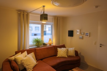 Anzeigenbild: Vollmöblierte 3-Zimmer-Wohnung in Uni-Nähe (befristet vom 31.12.2025 bis 30.04.2026)