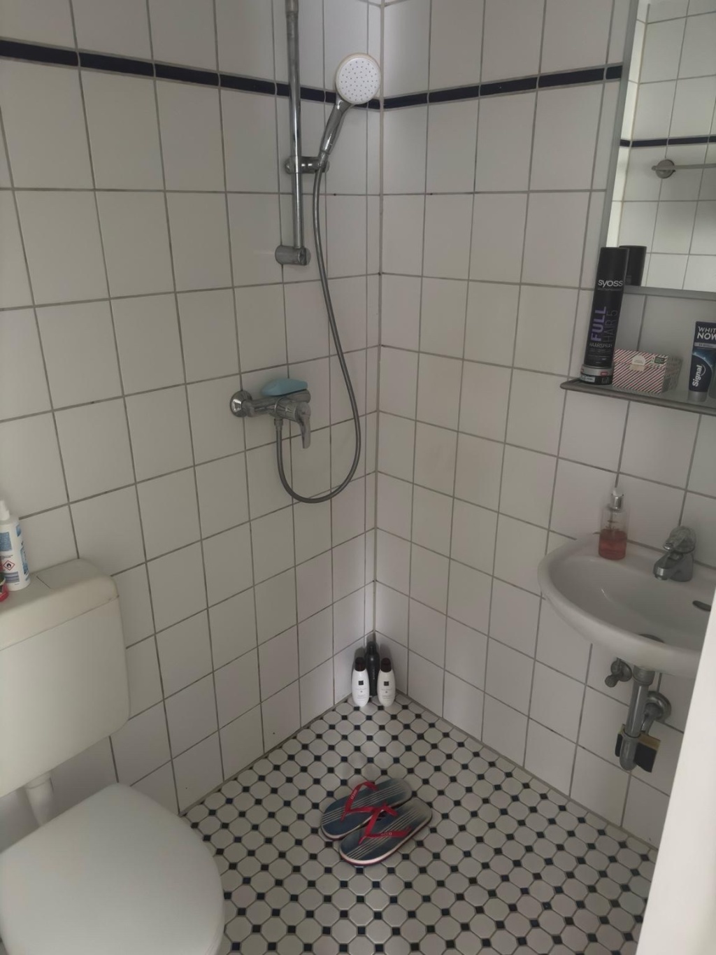 Möblierte 1-Zimmer- Wohnung – 40591 Düsseldorf Düsseldorf – Vorschaubild 8