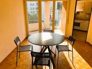 Anzeigenbild: Komplette Ergänzungen WG-Zimmer // Komplett eingerichtetes Zimmer