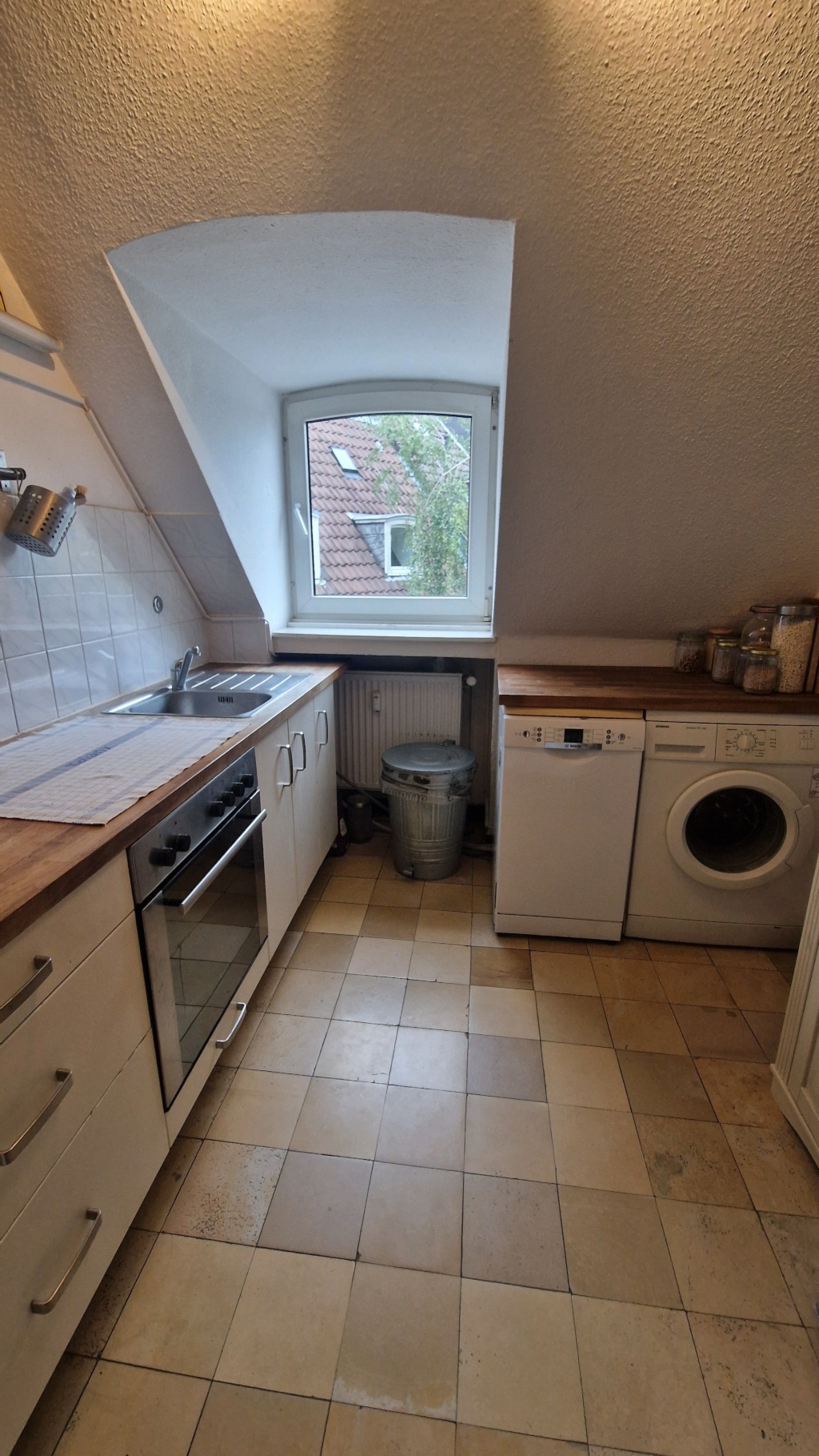 2BR Köln-Altstadt Apartment – Am Weidenbach, 50676 Köln Altstadt-Süd – Vorschaubild 2