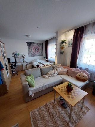 Anzeigenbild: Schönes helles Zimmer in Haus-WG mit Garten