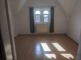 Anzeigenbild: Hemmingen, 2-Zimmer Apartment, Küchenzeile, ruhige Lage