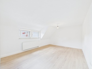 Anzeigenbild: Dein Zimmer im 94 m² WG-Wohntraum – modern wohnen im Herzen von Neu-Ulm