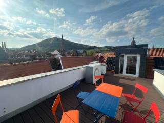 First cover: 5 WG on time in kernsanierung Haus in very central city location and roof terrace over Neustadt