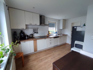 Anzeigenbild: WG-Zimmer in ruhiger, renovierter Berufstätigen/Azubi-WG frei