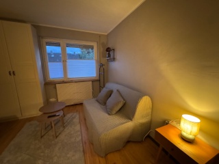 Anzeigenbild: Möbeliertes Zimmer zu vermieten