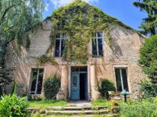 Ad image: live in the forest near Eberswalde