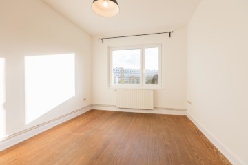 Anzeigenbild: Unmöbliertes 14qm Zimmer in  3er WG zum 01.11. - Altona Hamburg