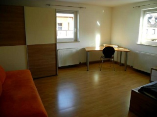 Anzeigenbild: Suche netten Mitbewohner