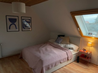 Anzeigenbild: Schönes Wg- Zimmer in Mädels Wg