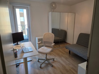 Anzeigenbild: Mitbewohner für 2er-WG in Zentrum mit 70 qm Wohnung mit zwei Balkonen