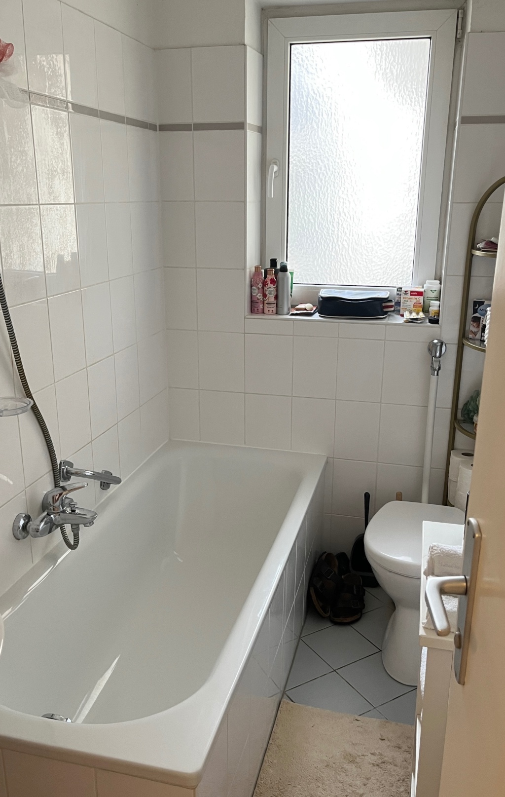 1,5-Zimmer-Wohnung in Ludwigsvorstadt-Isarvorstadt – Voll möbliert, Balkon, 4. Stock mit Aufzug, ab 1. November – Haydnstraße, 80336 München Ludwigsvorstadt-Isarvorstadt – Vorschaubild 7