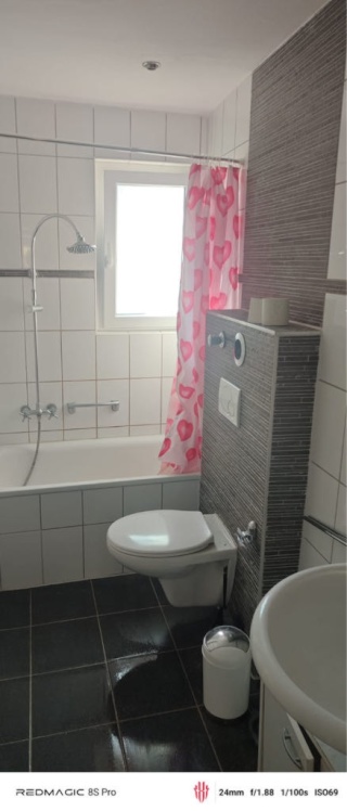 Anzeigenbild: Attraktive 3-Zimmer-Wohnung mit EBK und Bad – frisch saniert