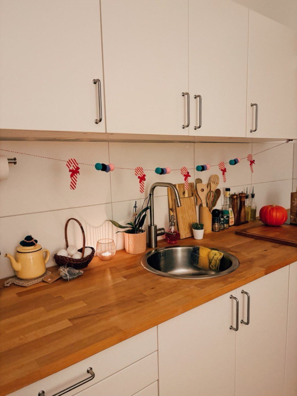 Kleine gemütliche und zentrale Wohnung nahe Lindenauermarkt Small cozy and central flat near Lindenauermarkt – 4177 Leipzig Altlindenau – Vorschaubild 4