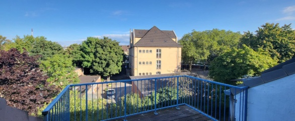 Anzeigenbild: Dachterrassenwohnung auf 2 Ebenen nahe Rheinpark