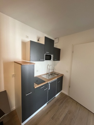 Neues, modernes Zimmer im frisch gebauten Gebäude – Saarbrücken Zentrum