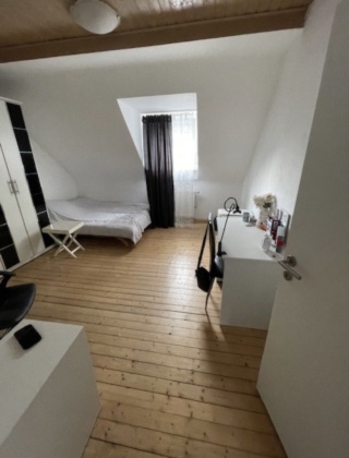 Zimmer in tollster WG, zentral & direkt an der Mosel :)