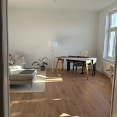 Anzeigenbild: 20 m² WG-Zimmer in der KTV befristet Dezember - Juni