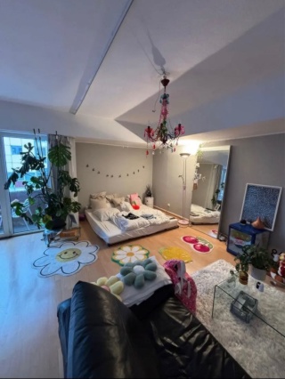 Roommate at Barbarossaplatz searched <3
