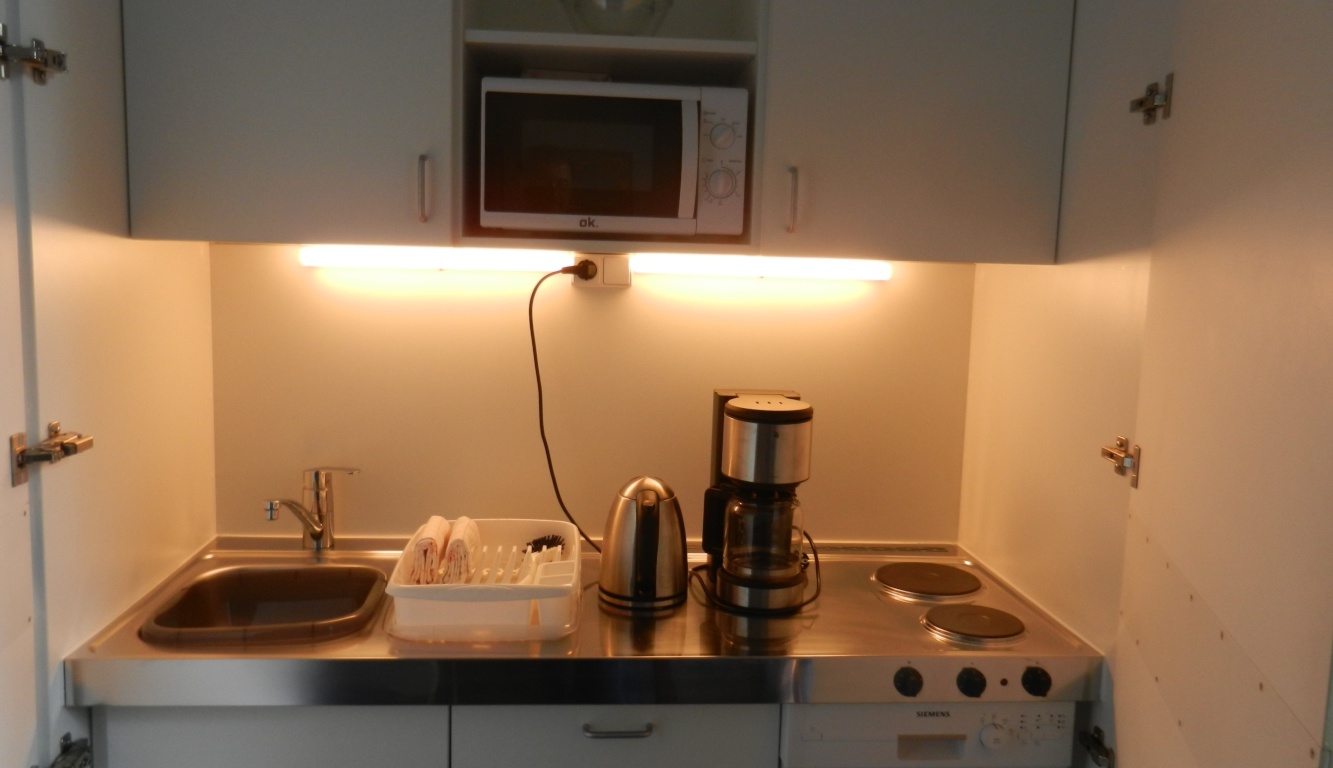 1-Zimmer-Wohnung Innenstadt Rathausstrasse  30 - Kitchinette full equipped