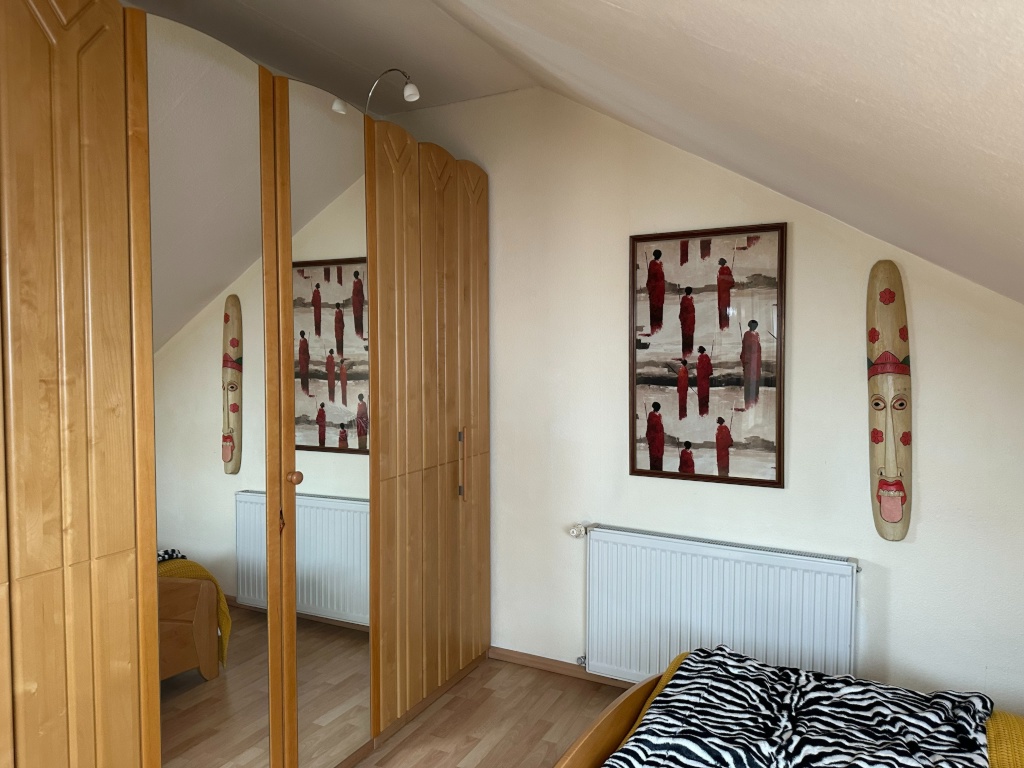 Habitación en WG Tiefenbach Flurstraße 1 - Zimmer 1 DG