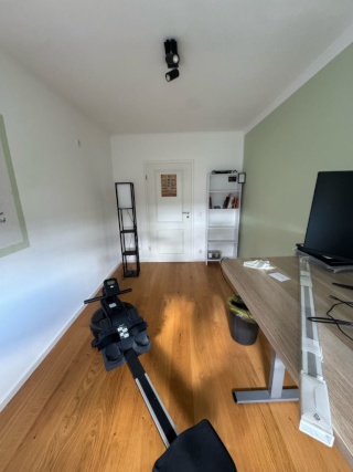 Anzeigenbild: Helles teilmöbliertes Zimmer in freundlicher WG