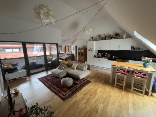 Anzeigenbild: Helles, ruhiges WG-Zimmer in zentraler Lage