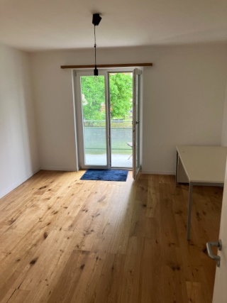 Imagen del anuncio: Privates 2-Zimmer-Apartment (30 qm) mit sonnigem Balkon – zentral & seenah