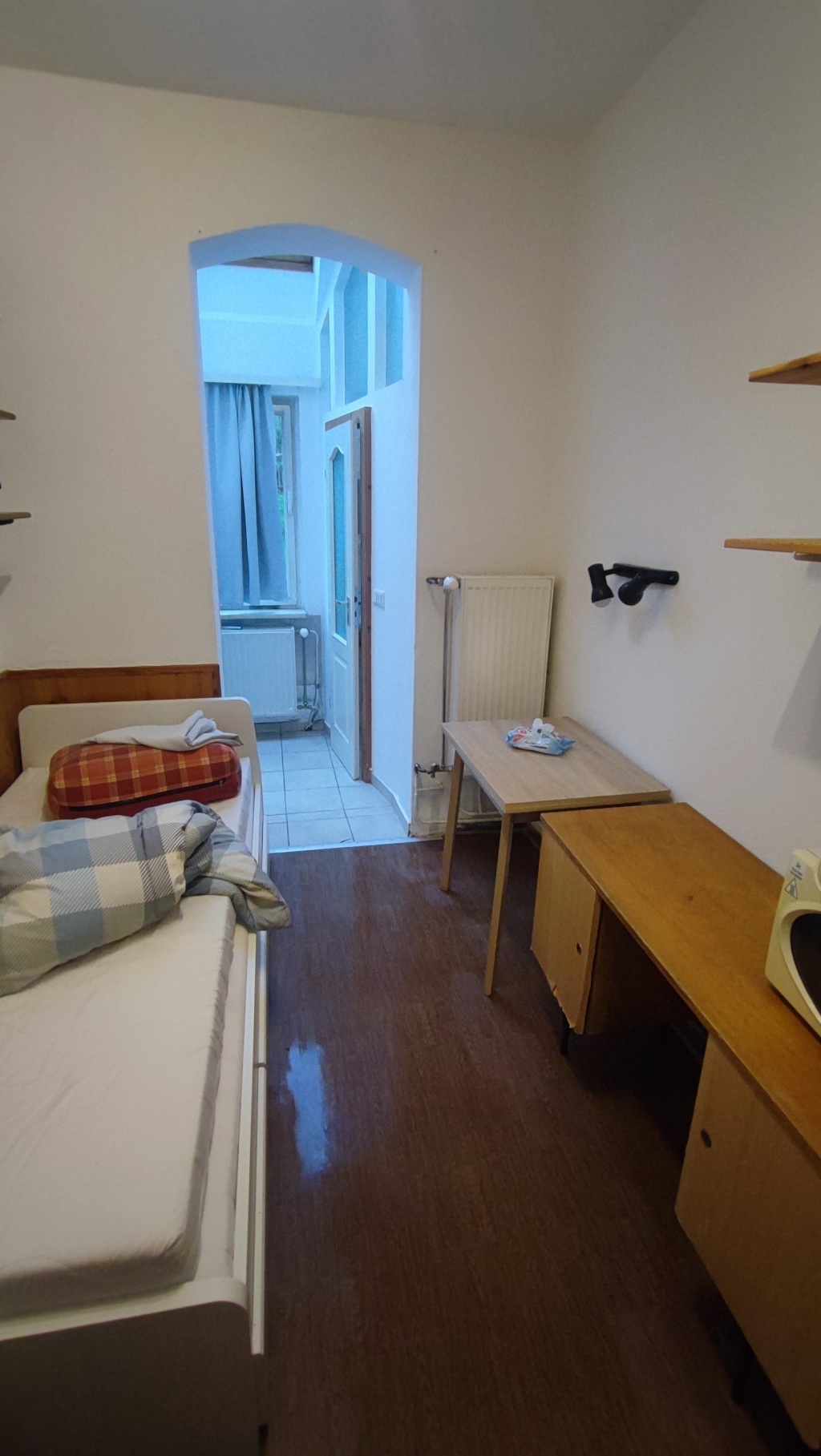 kleine, möblierte 1 - Raum Wohnung mitten im Grünen – Ziegenhainer Str. 115, 7749 Jena Jena-Ziegenhain – Vorschaubild 2