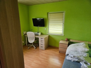 Anzeigenbild: Gemütliches, vollmöbliertes Zimmer (11 m²) im Erdgeschoss einer Doppelhaushälfte in Erfurt-Töttleben in 5er Frauen-WG.