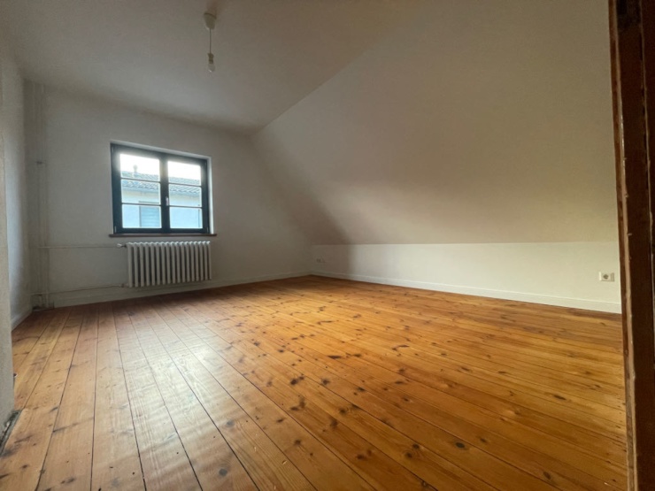 1 Zimmer in 5er Haus-WG zum 15.11.2025 frei