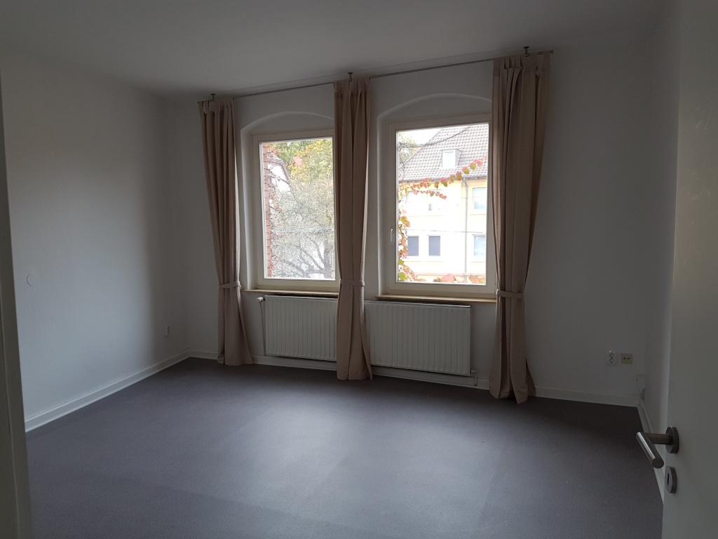 WG-Zimmer Südstadt Frankfurter Straße 110 und 159 - Wohnung 6: Frei Zimmer 2